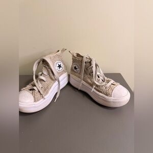 Youth Converse Chuck Taylor All Star Move Platform Sherpa Sneakers